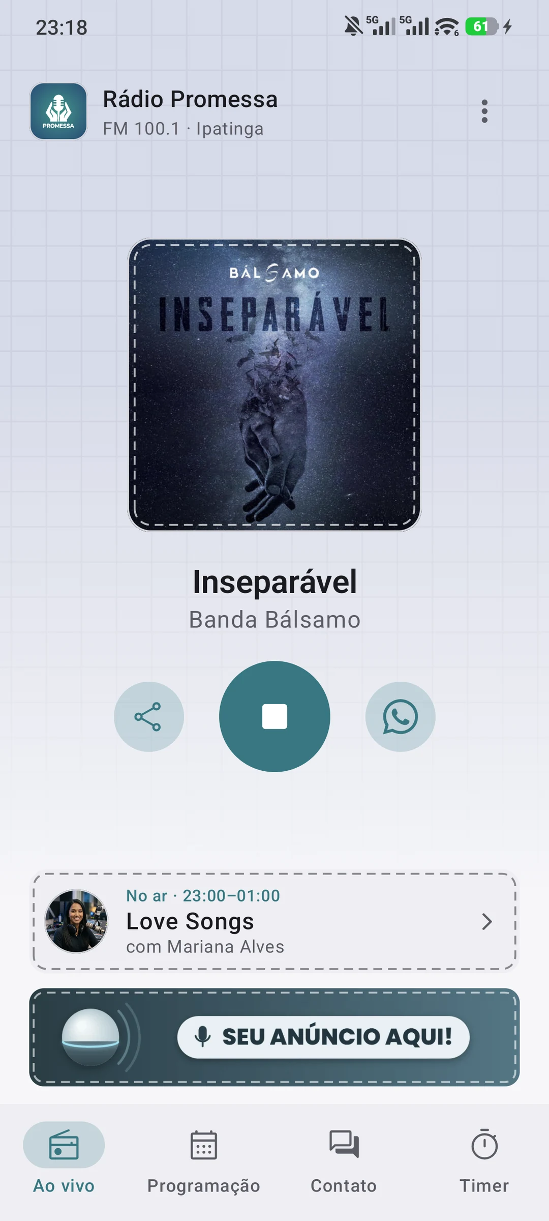 App Android: tela Ao vivo, com a música tocando, capa do álbum e o programa no ar